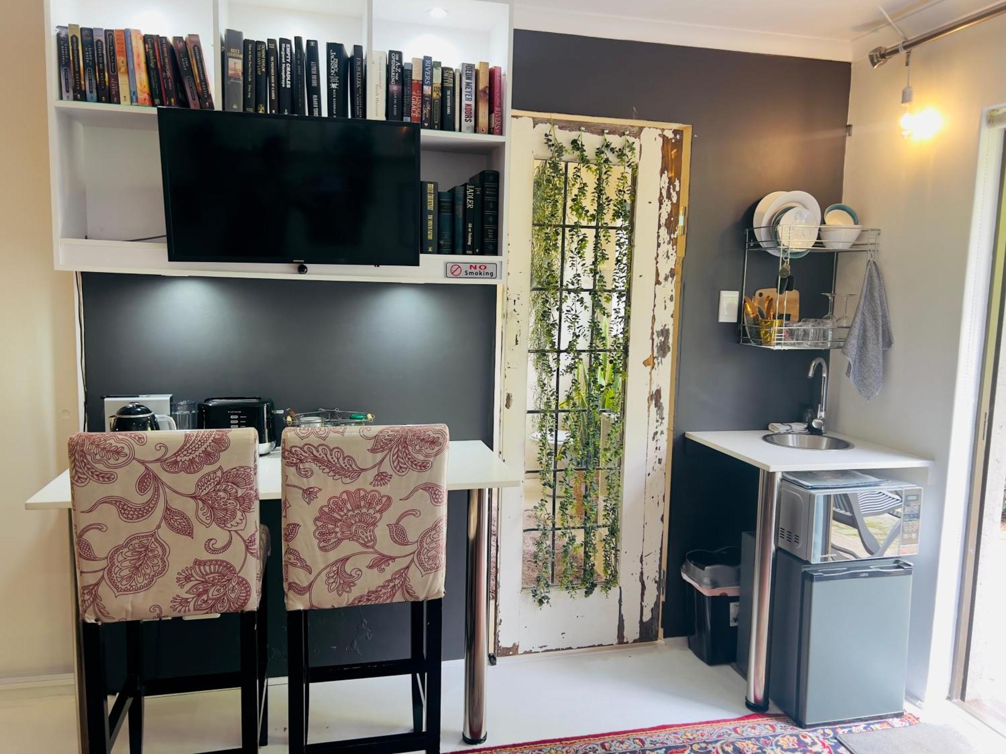 מוסל ביי Art-Inspired Bedroom Close To Cbd מראה חיצוני תמונה